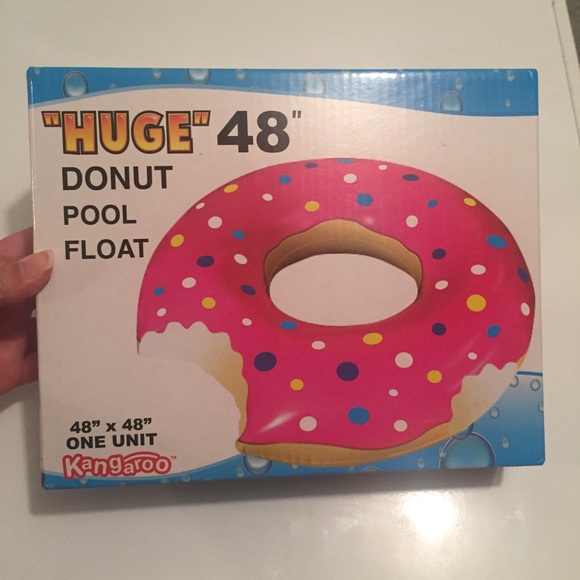 Pink sprinkle donut pool float - Picture 2 of 5